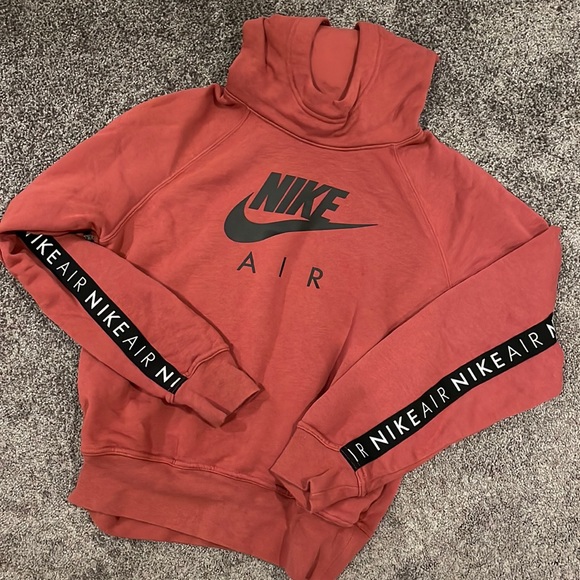 Nike Sweaters - Nike hoodie pullover